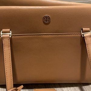 Gently Used  AUTHENTIC Tory Burch Tote